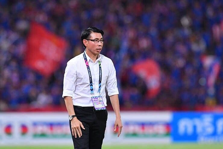 HLV Tan Cheng Hoe đau đầu về vấn đề lực lượng trước bán kết AFF Cup gặp ĐT Việt Nam