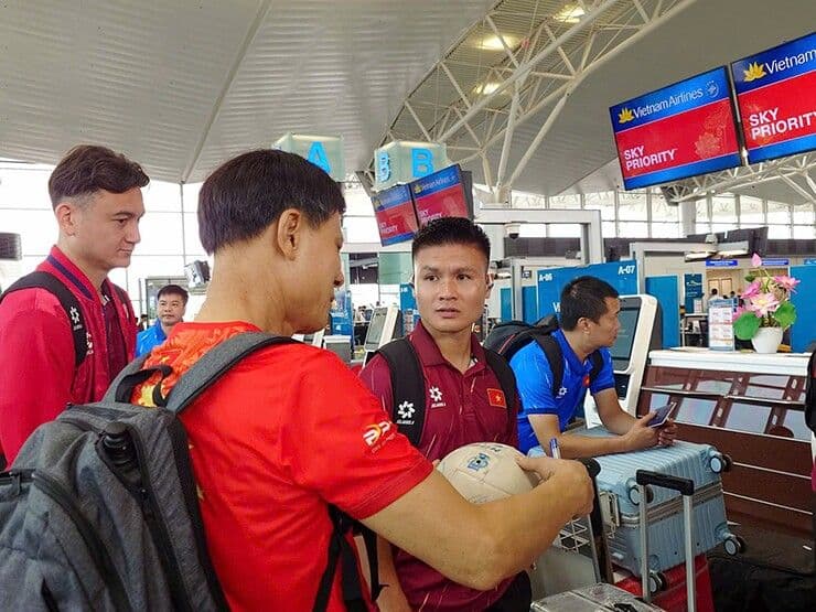 ĐT Việt Nam mang binh hùng tướng mạnh đi Thái Lan, quyết giữ cúp vàng Đông Nam Á - 12